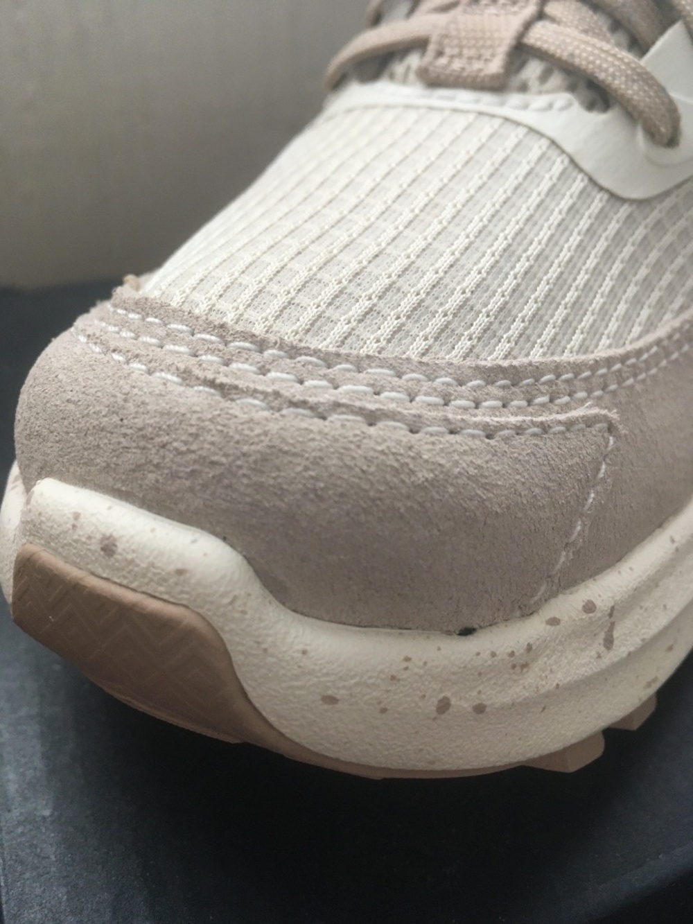 NWB $150 Olukai Makiki White Sand Tapa Women’s shoes fitness 5 neutral minamal - Picture 6 of 13